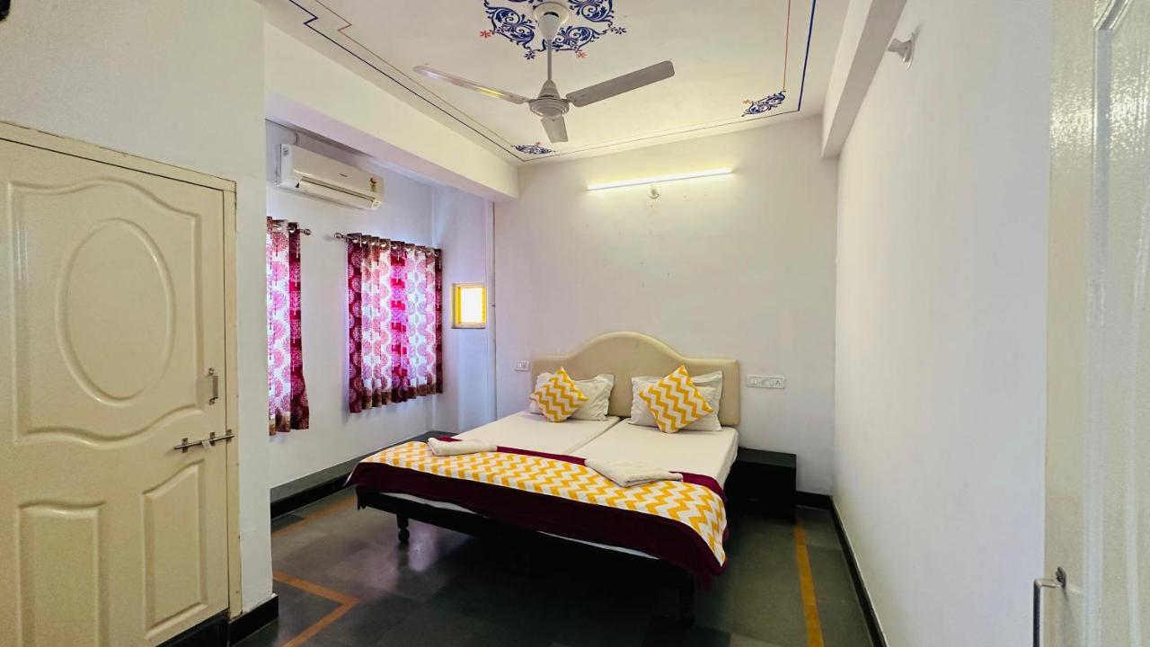 Maa Ji House On Lake Pichola Udaipur Esterno foto